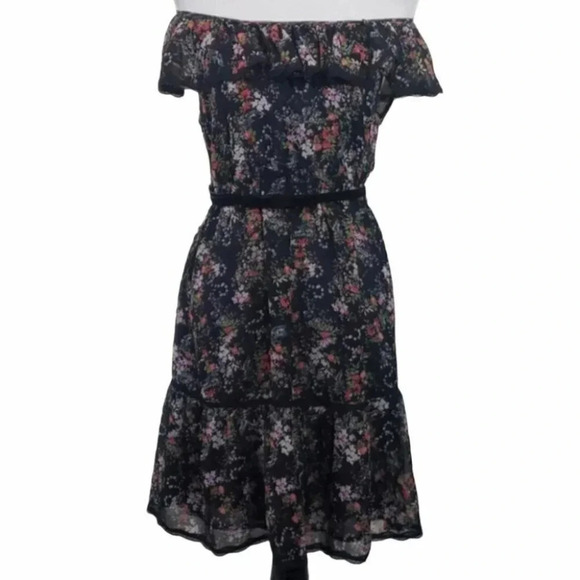 MIM M black‎ floral off the shoulder dress - Picture 6 of 8